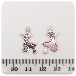1 PZ - CIONDOLO METALLO CARROZZINA - PENDENTE METALLO CHARM ARGENTO TIBETANO