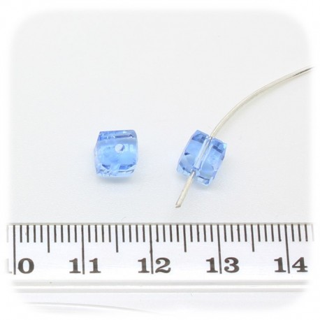 30 PZ - PERLE CUBO CELESTE - PERLINE VETRO SFACCETTATE 6 MM